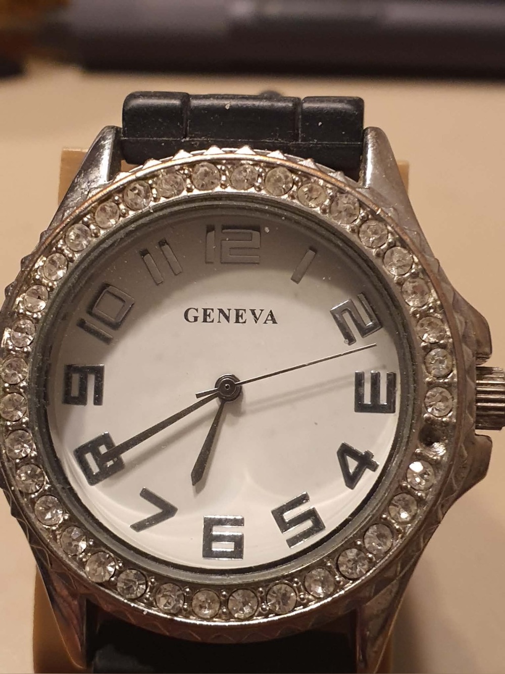 🦋10/$20🦋 Geneva Silver/White Rhinestone Silicone Women's Watch